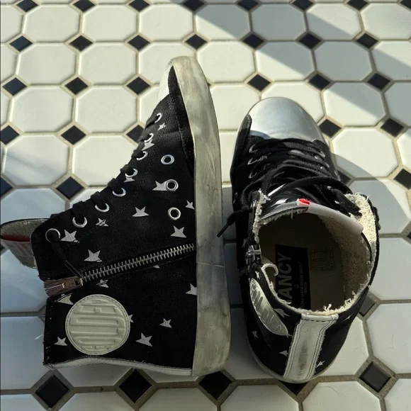 Golden Goose Black and Silver Sneakers - Picture 4 of 11